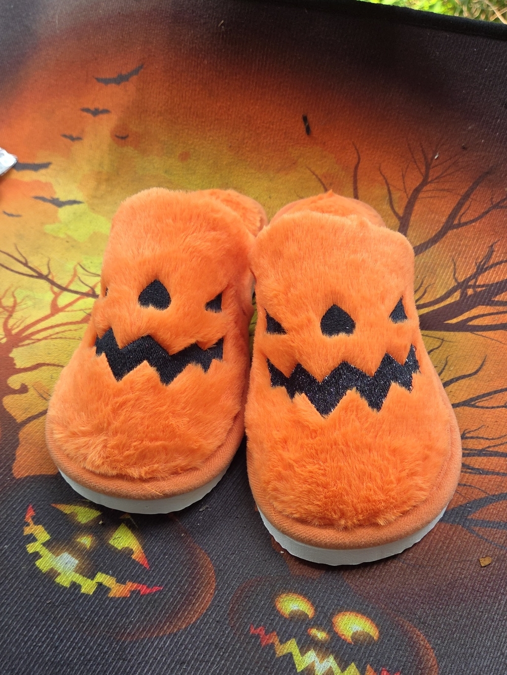 Orange Pumpkin Plush Slippers - Unbranded